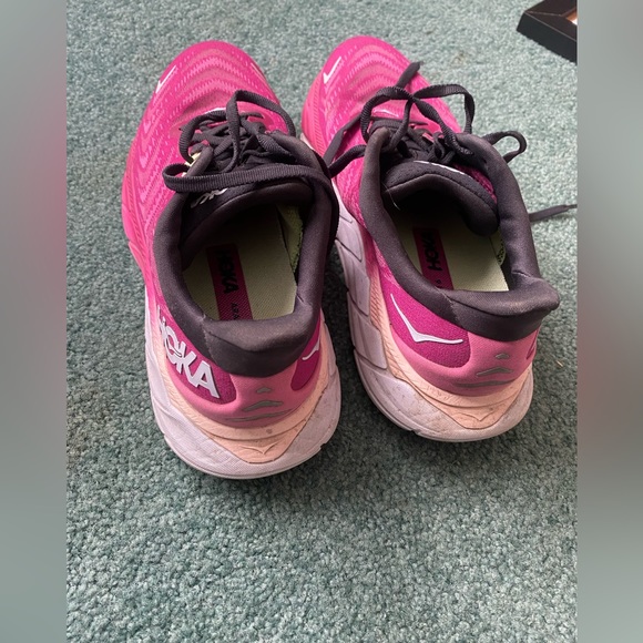 Hoka Arahi Running or Walking Sneaker - Picture 4 of 6